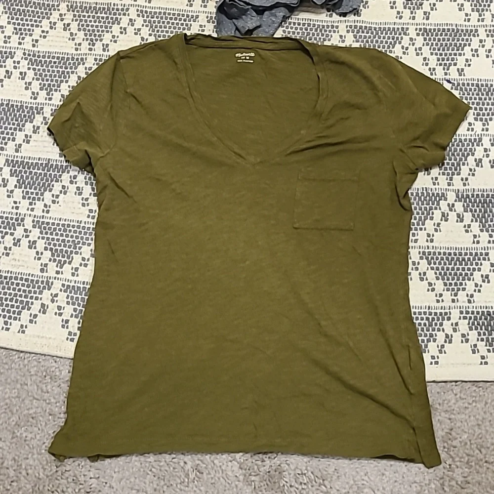 2 Madewell Cotton short sleeve tee shirts - Picture 6 of 7